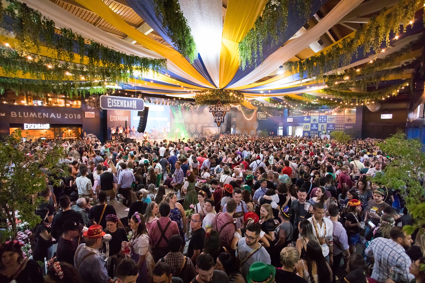 RexturAdvance reúne agentes de SC na Oktoberfest Blumenau